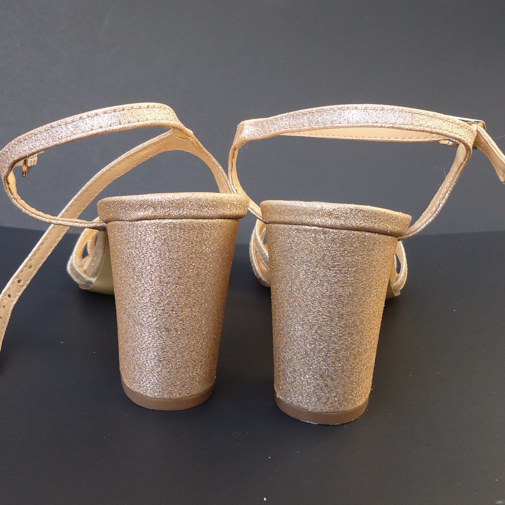 SIZE 6.5. BADGLEY MISCHKA American Glamour gold glitter block heels sandals. - Picture 5 of 16